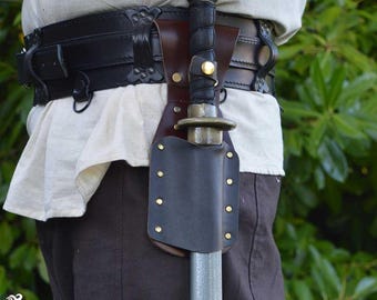 Earl LARP Dagger Scabbard with Popper - Brown