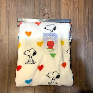 Collezione di coperte decorative morbide per la casa Berkshire Peanuts SNOOPY &quot;Love Hugs XOXO&quot;