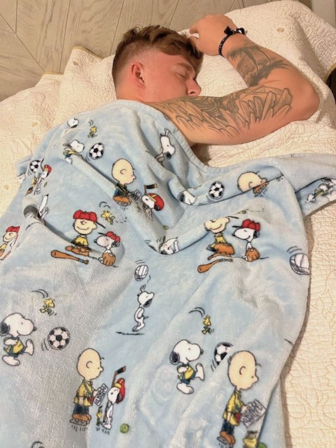 Berkshire Peanuts SNOOPY let s Get Athlete Home Decorative Throw Blanket Collection Etsy Canada