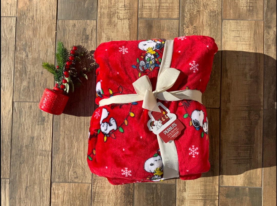 Berkshire Peanuts SNOOPY christmas Jingle Decorative Throw Blanket Collection Office Throw Home
