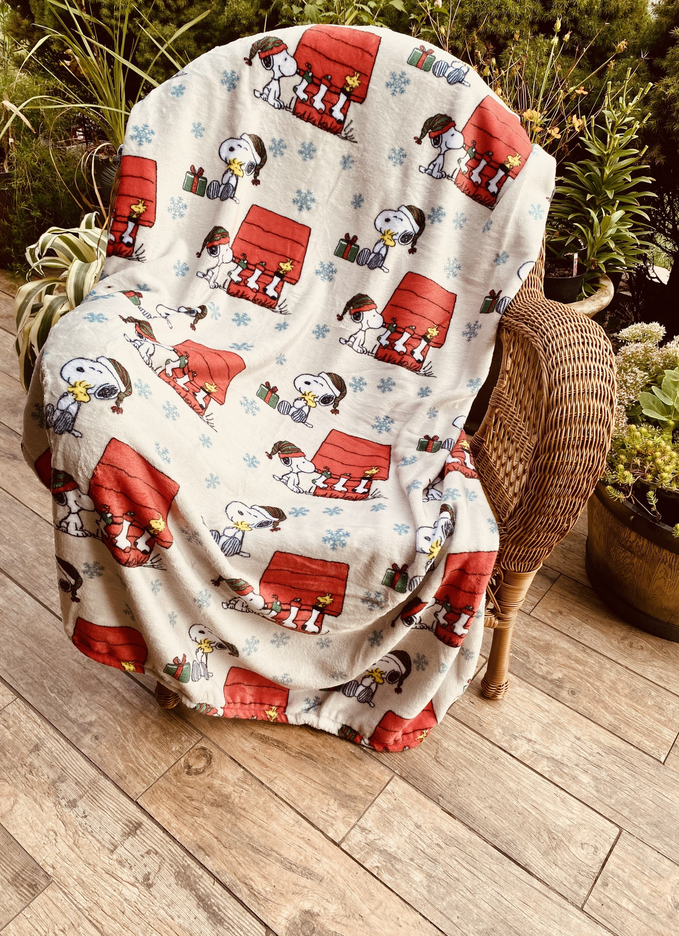 Peanuts Snoopy christmas Throw Collection - Etsy