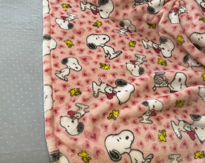Berkshire Snoopy PEANUTS hot Pink Love Valentine Throw Blanket Collection Etsy