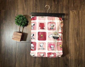 Snoopy Valentine Throw Blanket: PEANUTS "Life in Box 2.0" Collection
