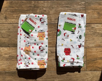 Juego de mantel y paños de cocina de Snoopy de Peanuts "Navidad" - Edición Navideña