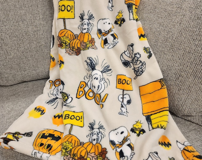 LIMITED EDITION Berkshire SNOOPY Halloween great - Etsy