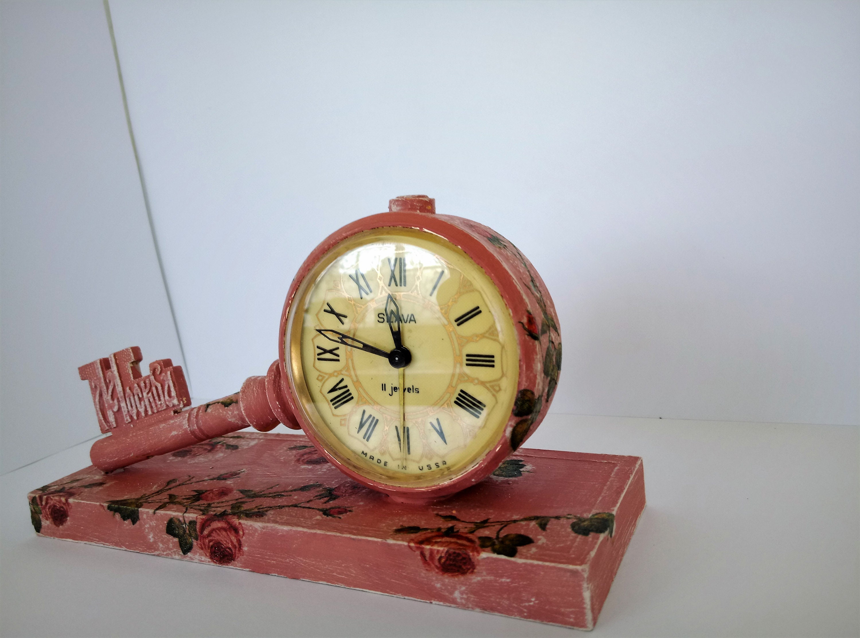 Soviet Clock, Mechanical Clock, Vintage Clock, Pink Clock, Clock Roses ...