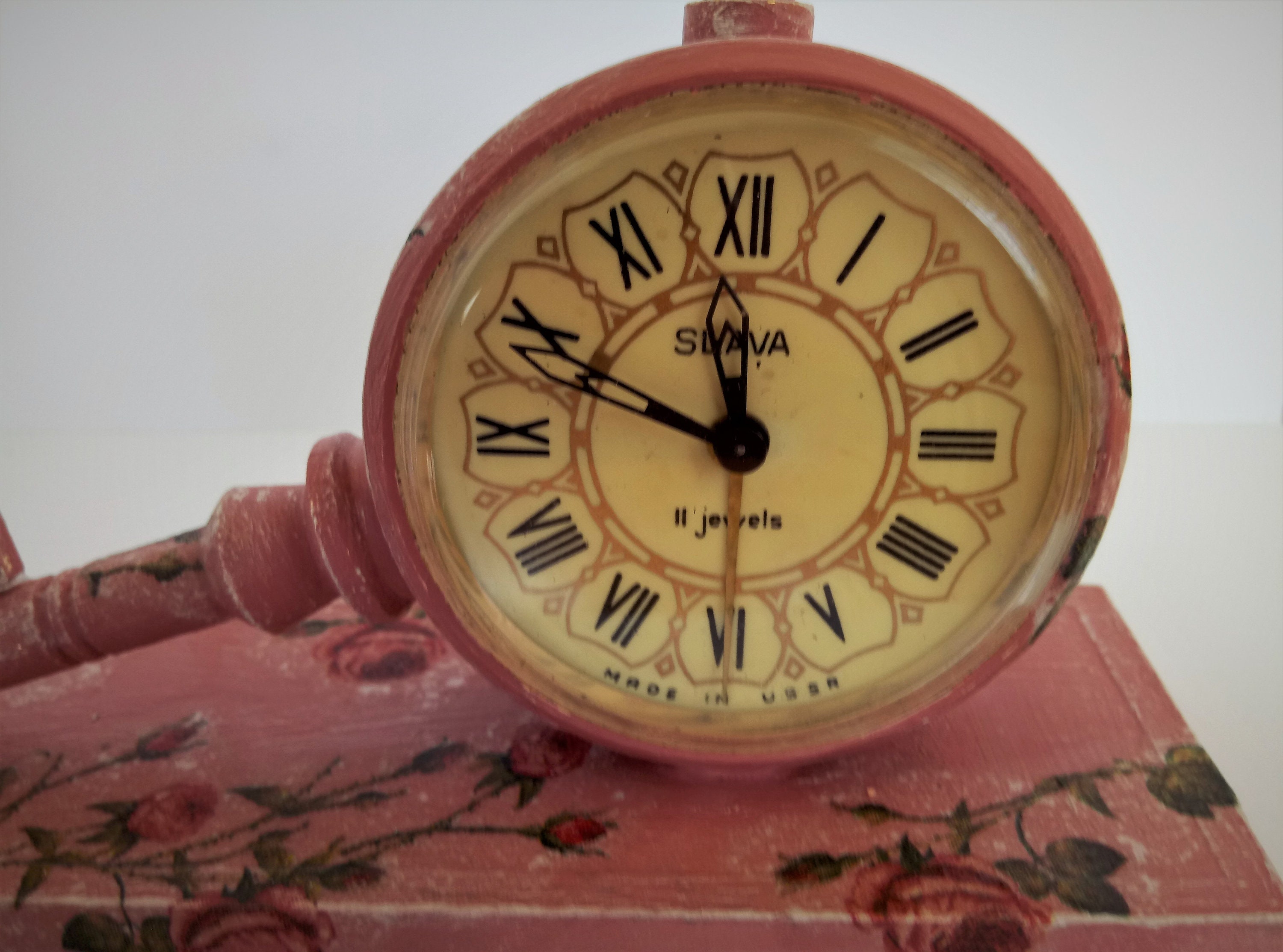 Soviet Clock, Mechanical Clock, Vintage Clock, Pink Clock, Clock Roses ...