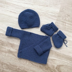 Baby set, newborn baby outfit, pure 100% merino wool, hand knitted, bra, booties and hat
