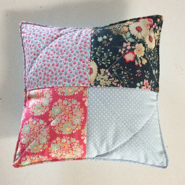 Coussin, coussin patchwork, petit coussin