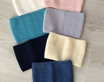 Neck warmer, baby snood in pure 100% Merino wool, 3-6 months, hand knitted