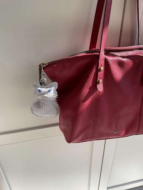 Porte-Clés Et Bijou De Sac – Agate Rouge – Formes Cube + Chat – ButterflyBIJOUX