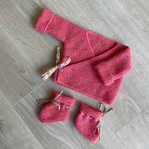 Baby set, newborn baby outfit, pure wool (100% Merino), hand knitted, baby vest, baby booties, baby outfit, liberty