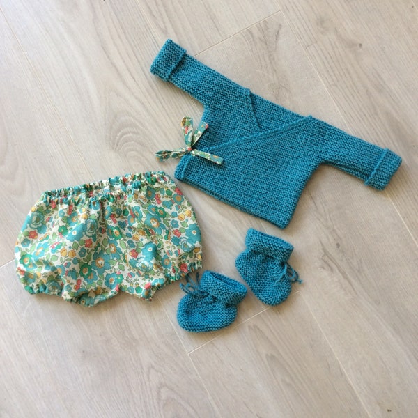 Baby set, Birth outfit in pure wool (100% merino) and Liberty, bra, bloomers, slippers, handmade, newborn clothing