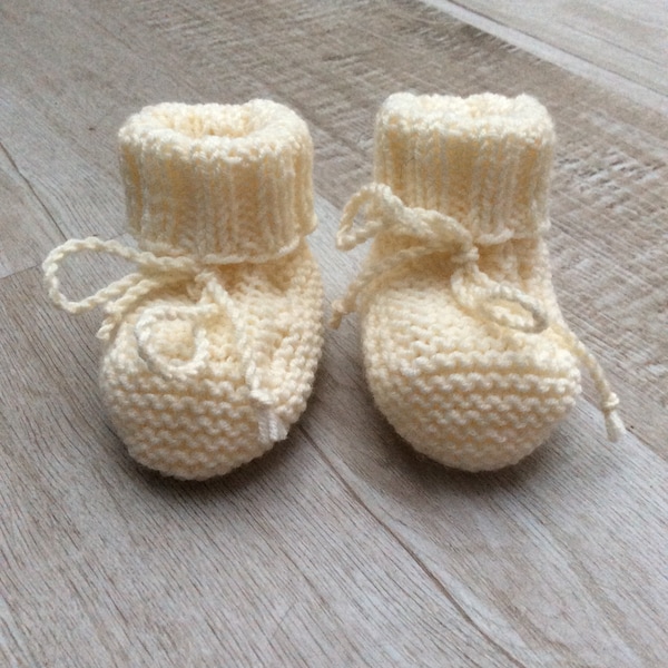 Chaussons bébé, chaussons pure laine (100% Mérinos), tricotés à la main, chaussons laine