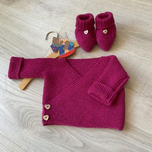 Baby set, wrap top and booties, 3 months, in pure 100% merino wool, girl&#39;s set, baby vest, wool baby cardigan, hand knitted