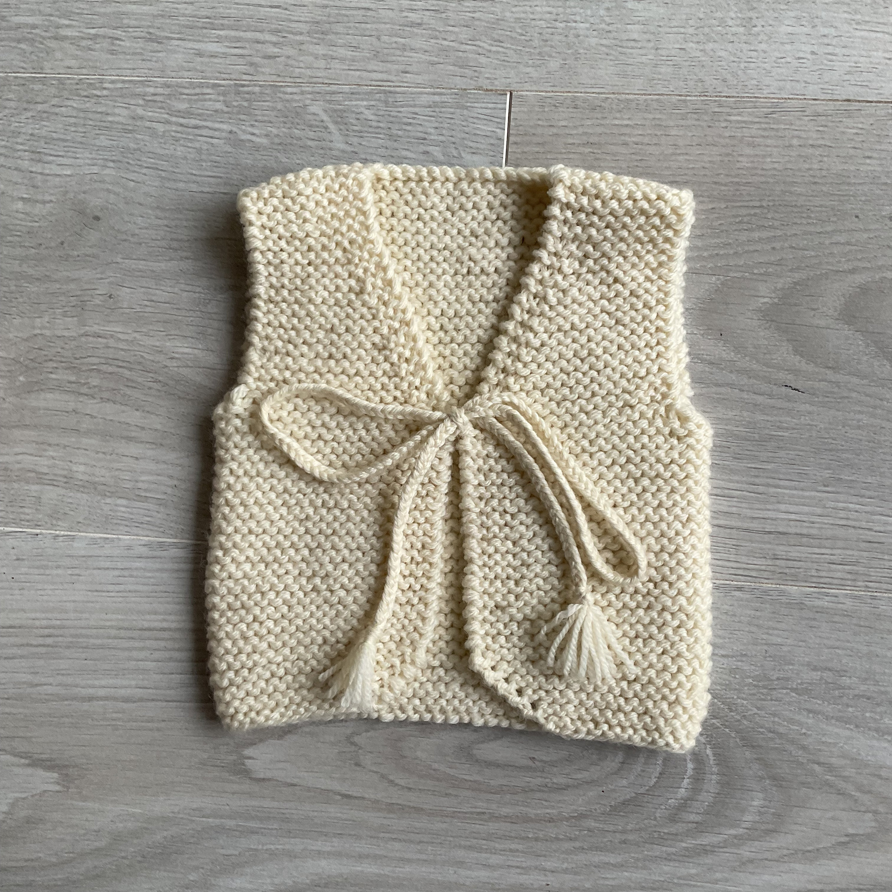 La Droguerie Gilet Sans Manche Bebe A Tricoter Modèle Tricot Bébé