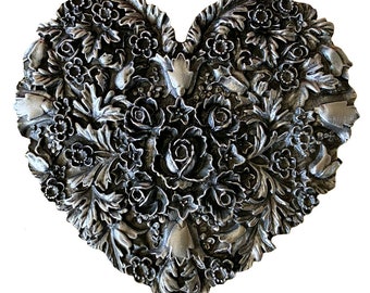 Flowered Heart Belt Buckle with Presentation Box