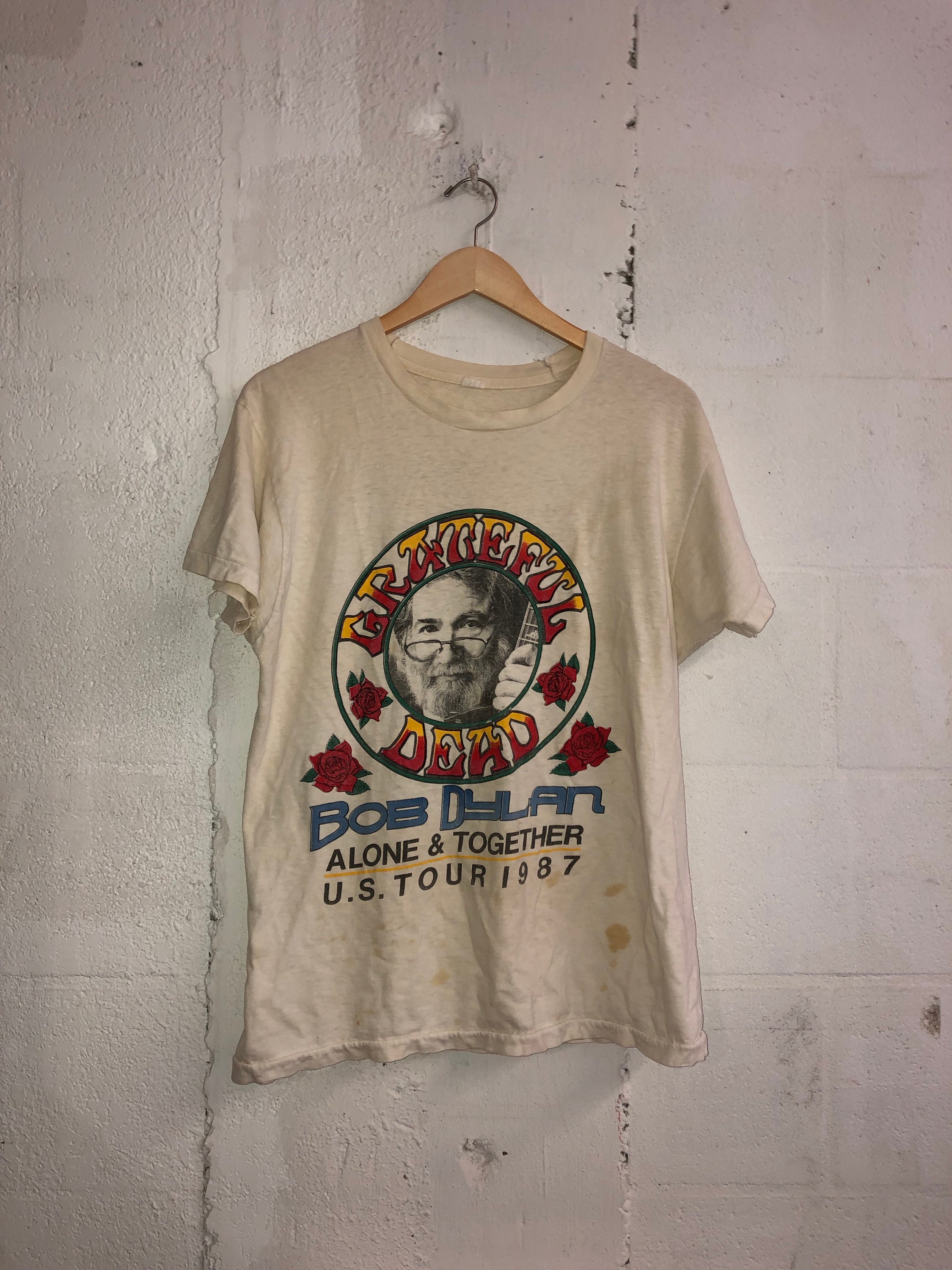 Vintage 80's Grateful Dead and Bob Dylan Tour T-shirt. Cool