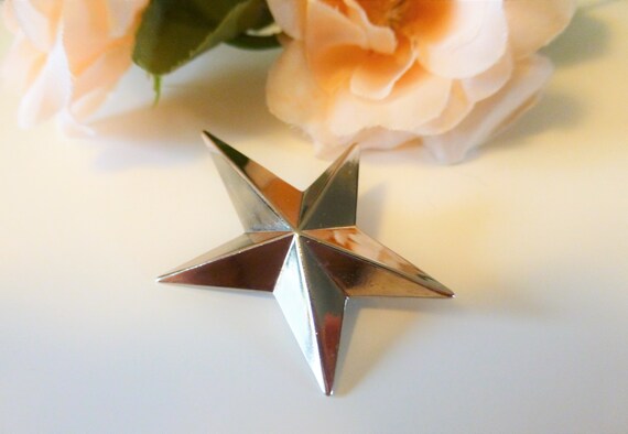 Thierry Mugler brooch