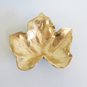 Max Le Verrier bowl - empty pocket - Bronze - 1920