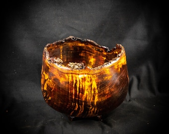 Unique Wood Turned Colored Maple live natural edge bowl vase vessel fantastic unbelievable grain 2037c