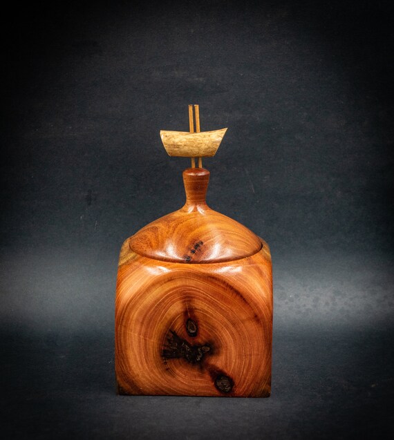Unique Turned Square Carved Lidded Wooden Bowl Container Box Honduras Mahogany Shell 1723