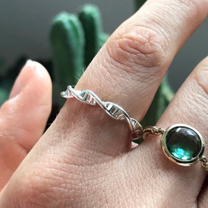 DNA Double Helix Ring / Pendant