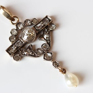 Circa 1890s Antique Old Cut Diamond & Natural Pearl 18k Gold pendant -P0118