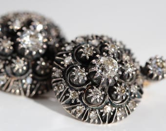 Pendientes antiguos con diseño floral de diamantes tallados envejecidos - E0119