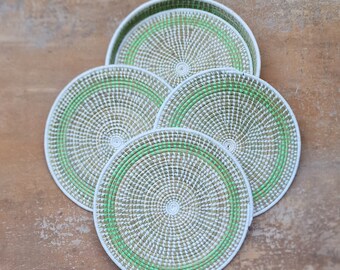 10"W  (25.4cm width)  Rwanda sweetgrass set of 6 placemats