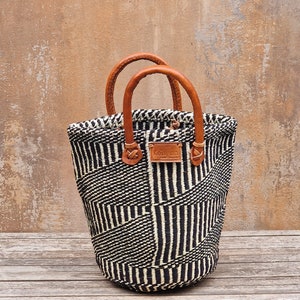 MAU: 10"W x 11"H Recycled black wool and sisal basket bag