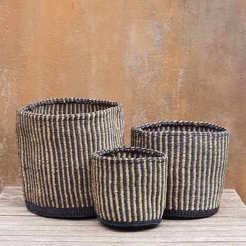 LAIKIPIA: Black and jute vertical stripe sisal baskets