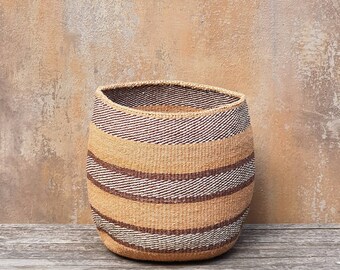 KAZI: Earthy pattern striped sisal basket