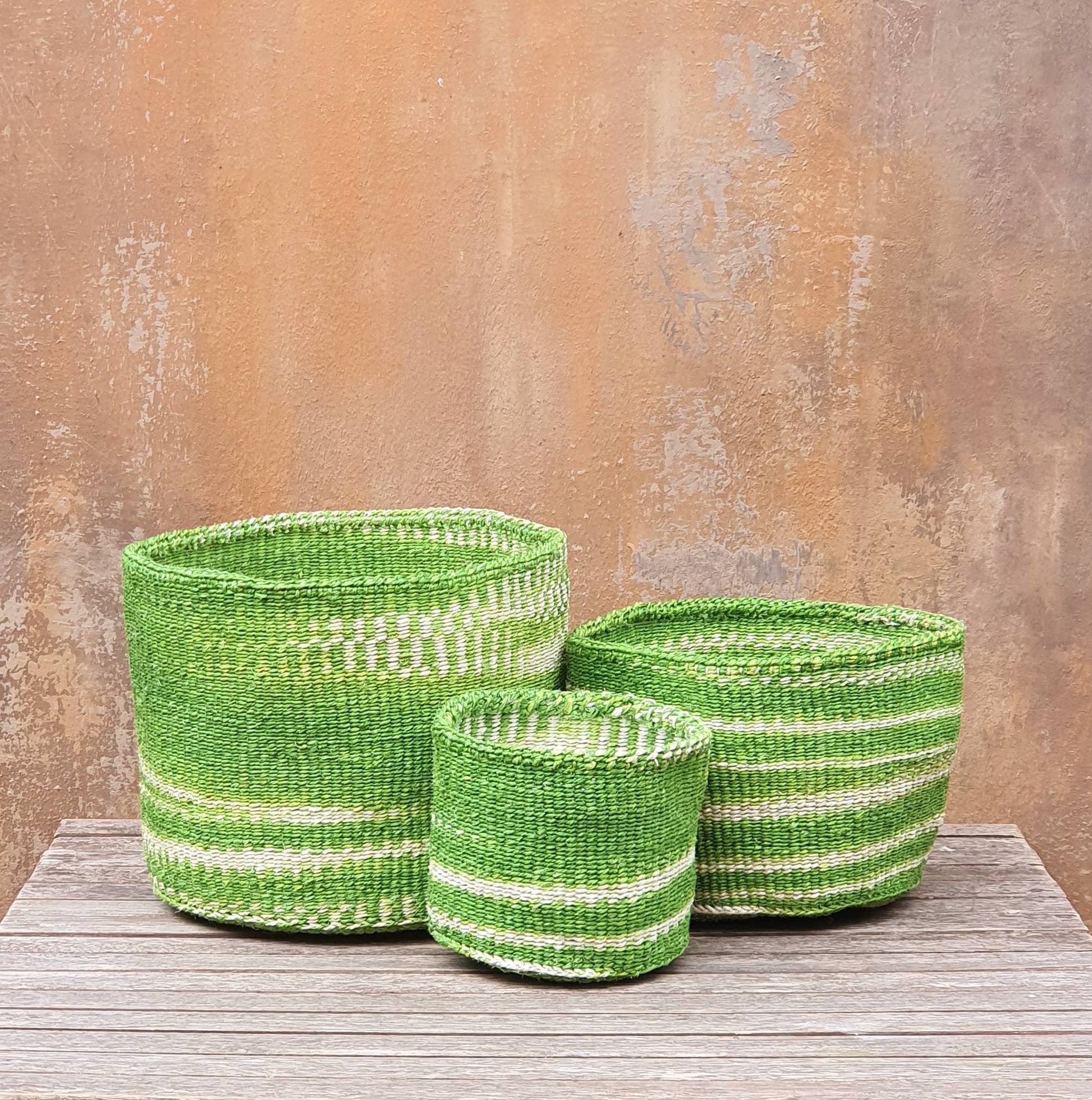 PIA: Green and white wavy sisal baskets