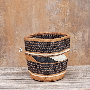 TAMADUNI: 9W x 9H Geometric fine weave sisal basket image 2