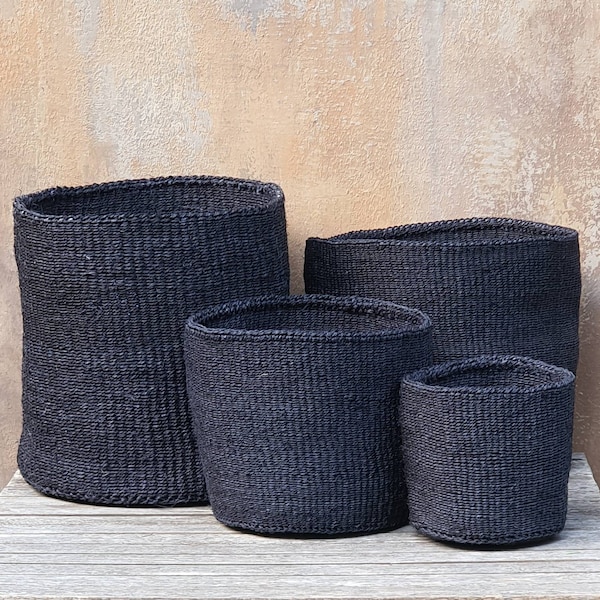 GIZA: Black sisal baskets