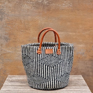 NAROK: 12"W x 12"H Black recycled wool and sisal basket bag