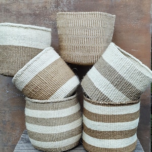 BARINGO: 10"W x 10"H Natural sisal basket / Planter basket/Storage basket