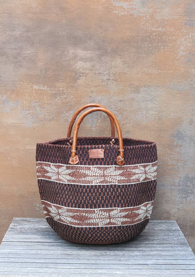 NNE: Brown patterned sisal basket bag image 2