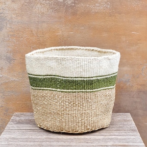 BARAKA: 14 x 14 inch (b x h) mand van natuurlijk en groen gestreepte sisal / plantenmand / opbergmand