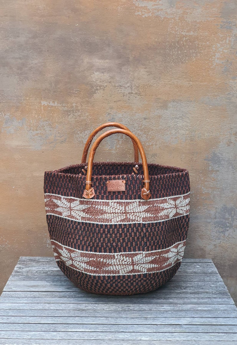 NNE: Brown patterned sisal basket bag image 1