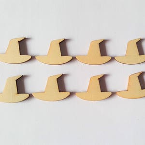 Cappelli da strega in legno da 30 mm, Cappelli da strega in legno, Forme di Halloween, Forme in legno, Forme artigianali in legno, Artigianato in legno, Halloween, Strega, Cappello da strega
