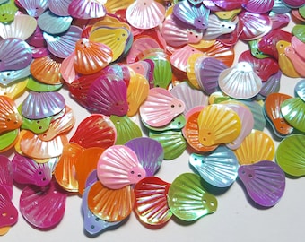 20 x AB Plated Seashell PVC Sequin Embellishments | 19mm DIY Craft Sequins for Scrapbooking, Sewing & Decorations
