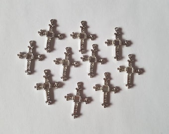 10 colgantes de cruz plateados / 27 mm × 20 mm, dijes de aleación para la creación de joyas, collares, pulseras y proyectos de manualidades DIY