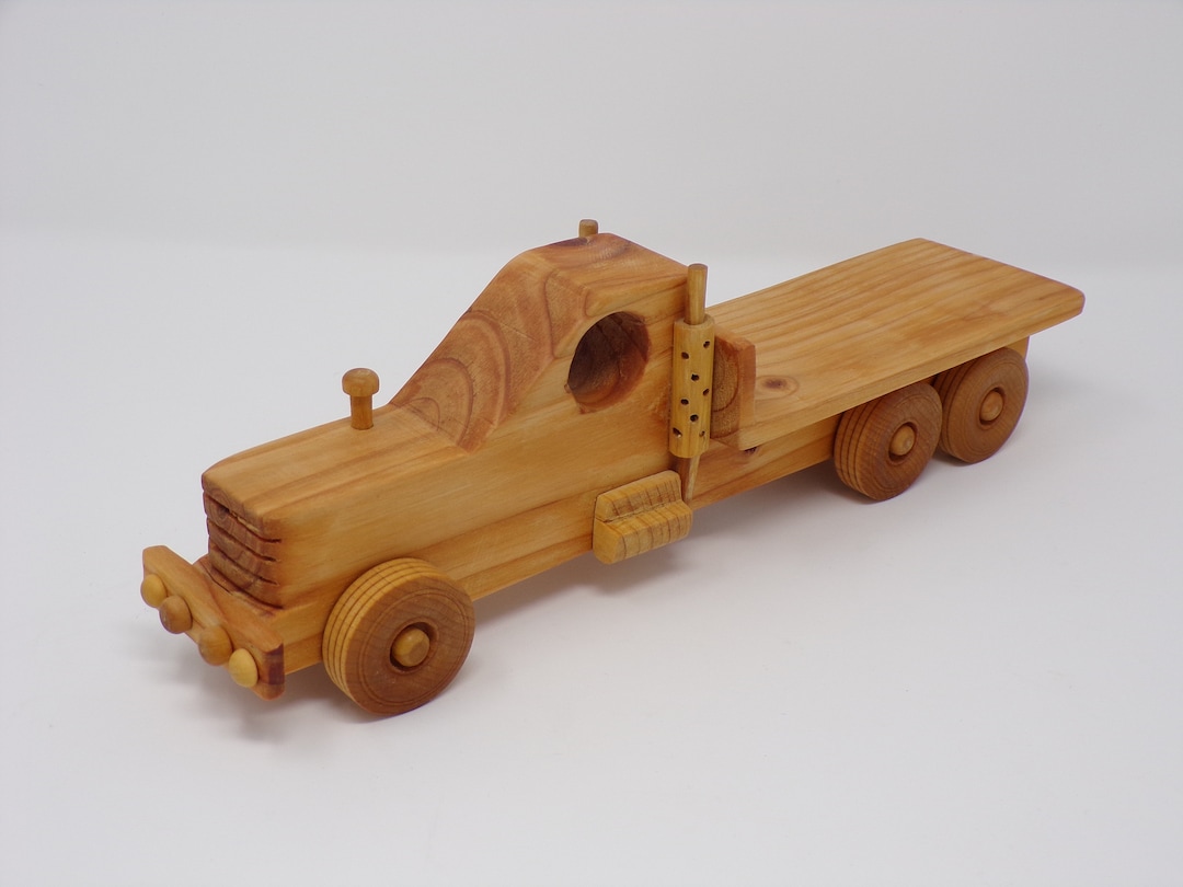 Camión plano de madera de 12