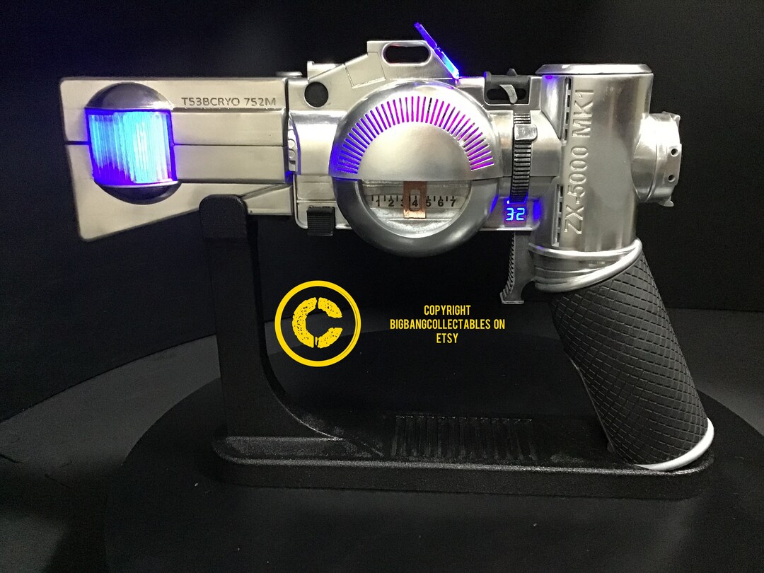 クロニクル 1/1 シド・ミード コンセプトブラスター[ブレードランナー] クロニクル 1/1 シド・ミード コンセプトブラスター[ブレード