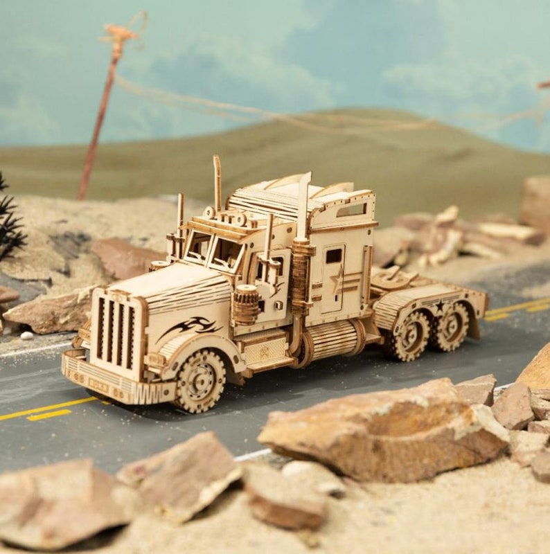 1:40 286pcs Classic DIY Movable 3D America Heavy Truck Wooden Puzzle Game Assembly Toy Gift for Children Adult