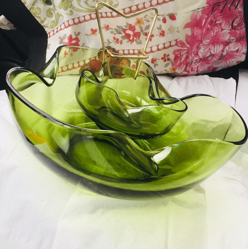Vintage green glass chip & dip bowl set. Etsy