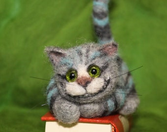 needle felted/ Cheshire cat on mini book / Alice's Adventures in Wonderland