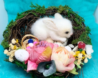 Needle Felted/  miniature sculpture/ hare/ bunny on egg/ rabbit/ Easter nest/handmade gift